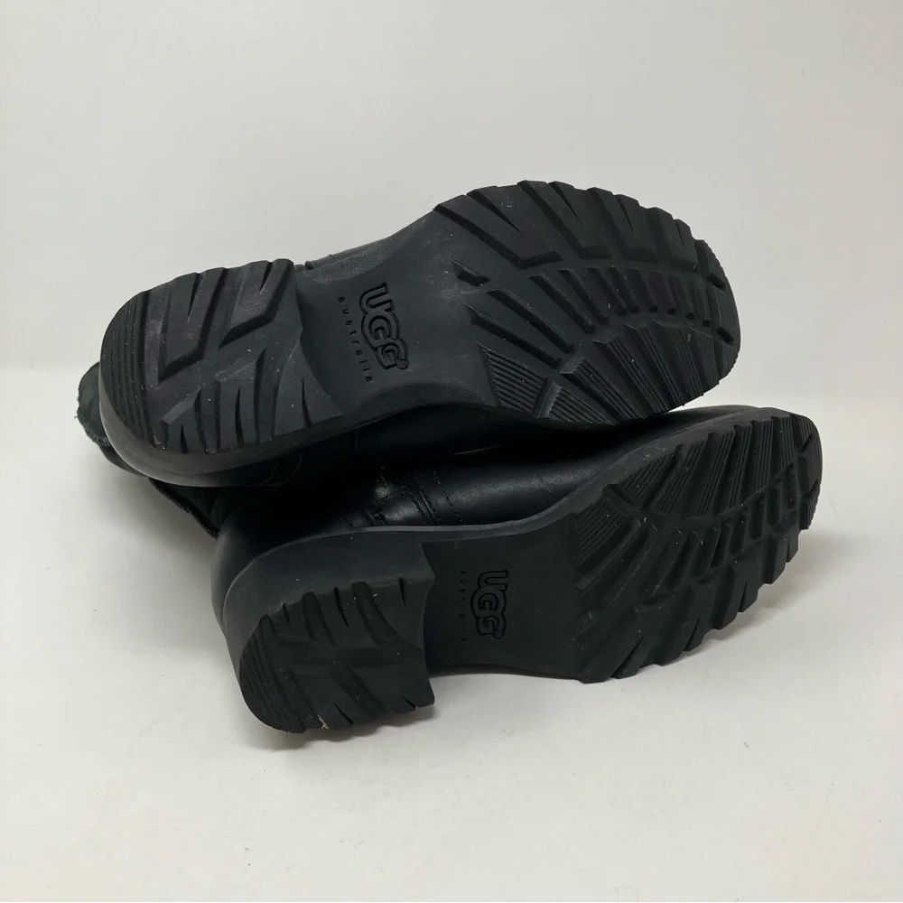 UGG Boots - Picture 5 of 6